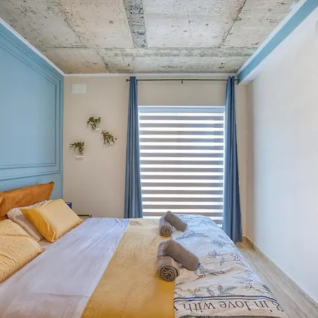 Raphael's - 2 Bedroom By Solea Homes *