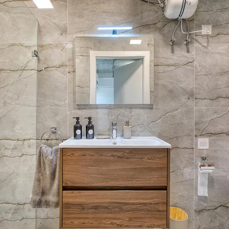 Raphael's - 2 Bedroom By Solea Homes