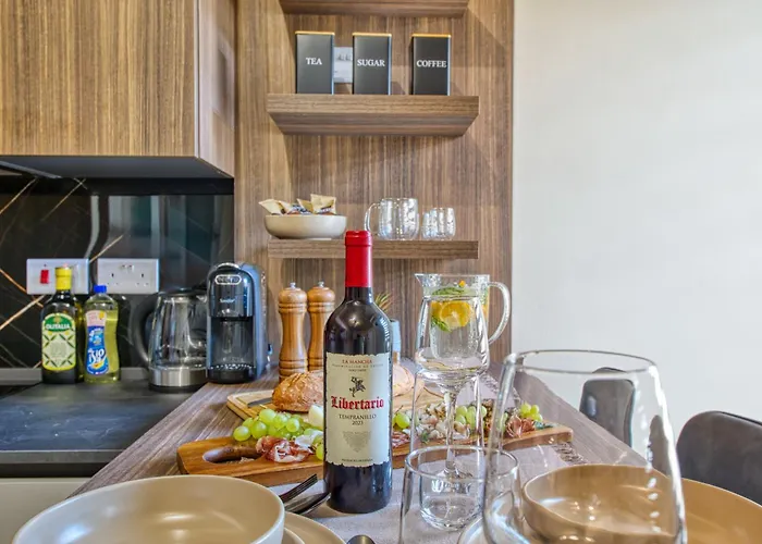 Raphael's - 2 Bedroom By Solea Homes 公寓 斯利马