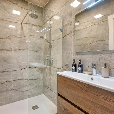 Raphael's - 2 Bedroom By Solea Homes