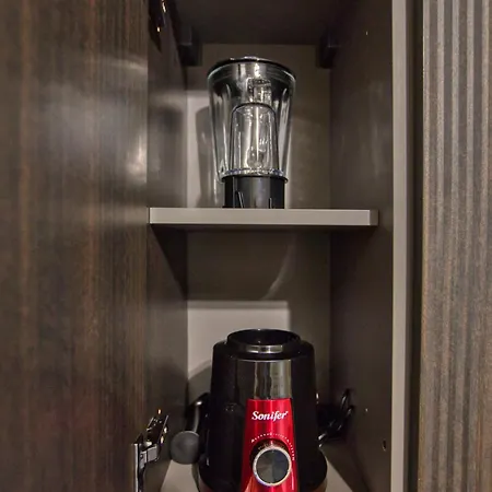 Raphael's - 2 Bedroom By Solea Homes *