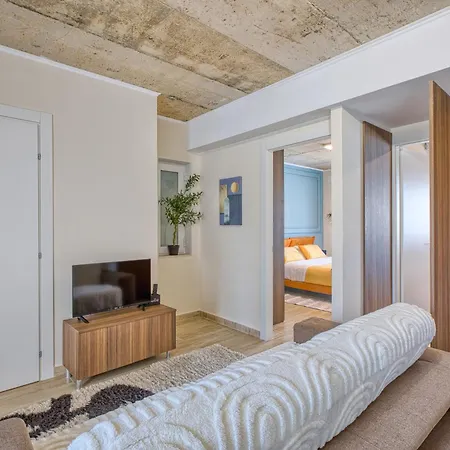 アパート Raphael's - 2 Bedroom By Solea Homes スリーマ