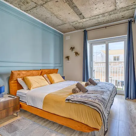 Raphael's - 2 Bedroom By Solea Homes スリーマ