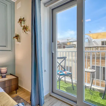 Raphael's - 2 Bedroom By Solea Homes スリーマ