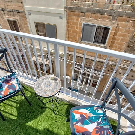 Raphael's - 2 Bedroom By Solea Homes アパート *