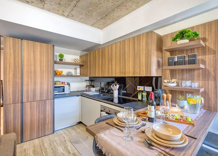 Daire Raphael's - 2 Bedroom By Solea Homes