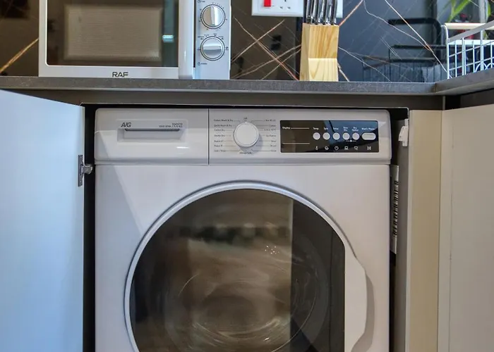 Raphael's - 2 Bedroom By Solea Homes