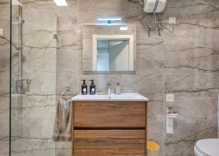 Raphael's - 2 Bedroom By Solea Homes