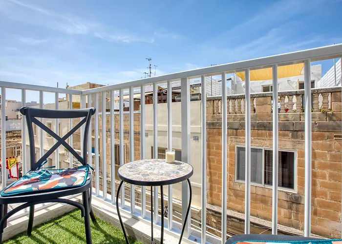 アパート Raphael's - 2 Bedroom By Solea Homes スリーマ